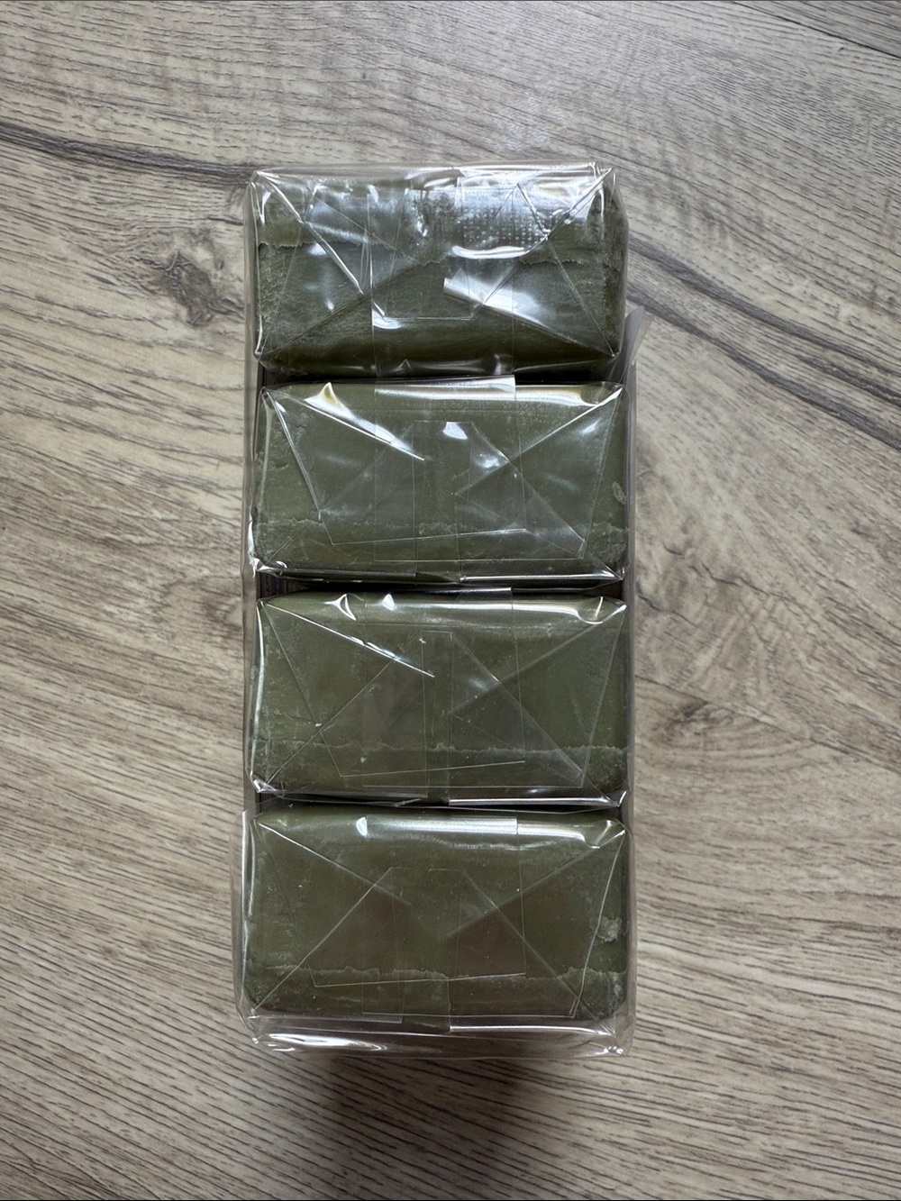 NEW A La Maison Lavender Rosemary Olive Oil Bar Soap 4 Bars French Milled Sealed - Picture 3 of 5